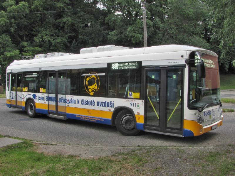 Elektrobus DSZO ušetřil ovzduší o tři čtvrtě metráku emisí