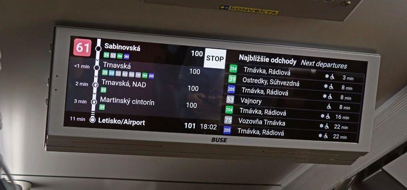 S novými autobusy na bratislavské letiště přijel i nový informační systém