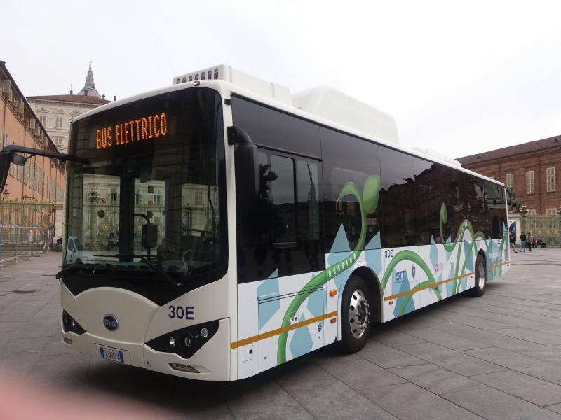 Tendr na 100 e-busů v Turíně: Yutong vyřazen 