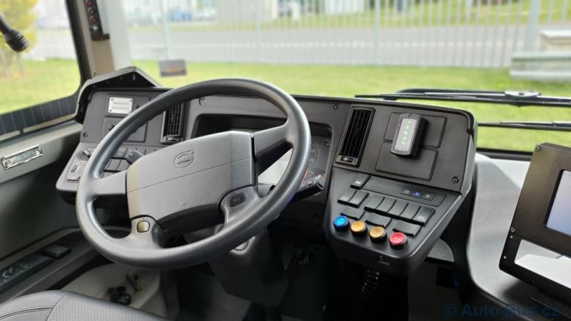 Hybridní autobus v provozu v dalším městě - v Kroměříži 