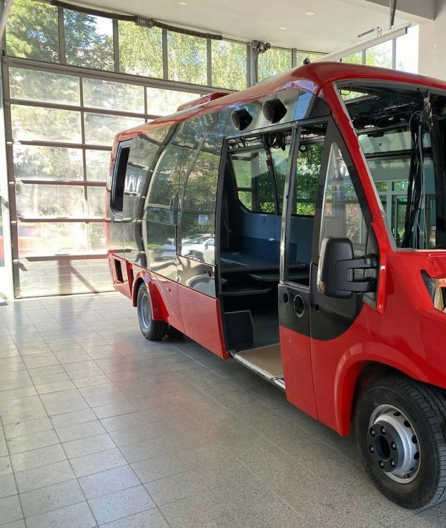 Ve Spišské Nové Vsi se vyrábějí nové minibusy pro Bratislavu