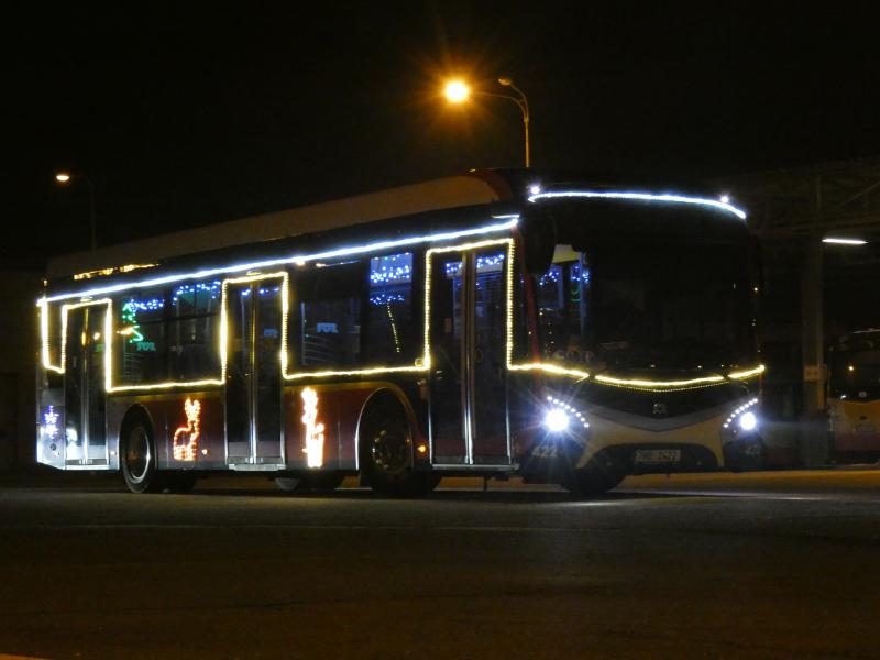 Hradecký trolejbus vyjede vánočně vyzdobený a sváteční atmosféru navodí i elektrobus