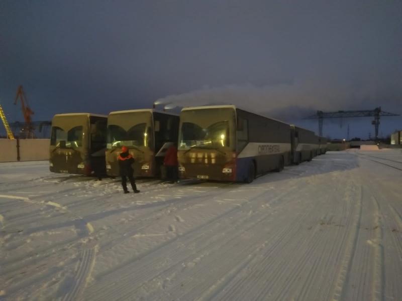 Mise dokončena, autobusy Iveco Crossway předány Surgutněftěgaz 