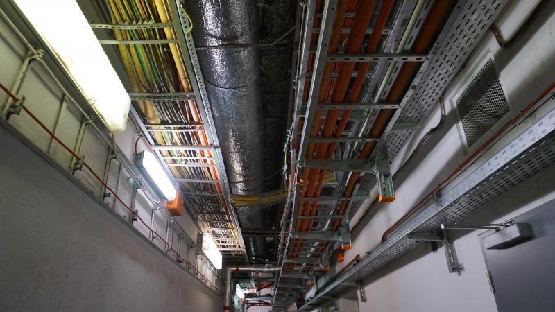 Opatov je 45. bezbariérovou stanicí pražského metra a první s LED osvětlením