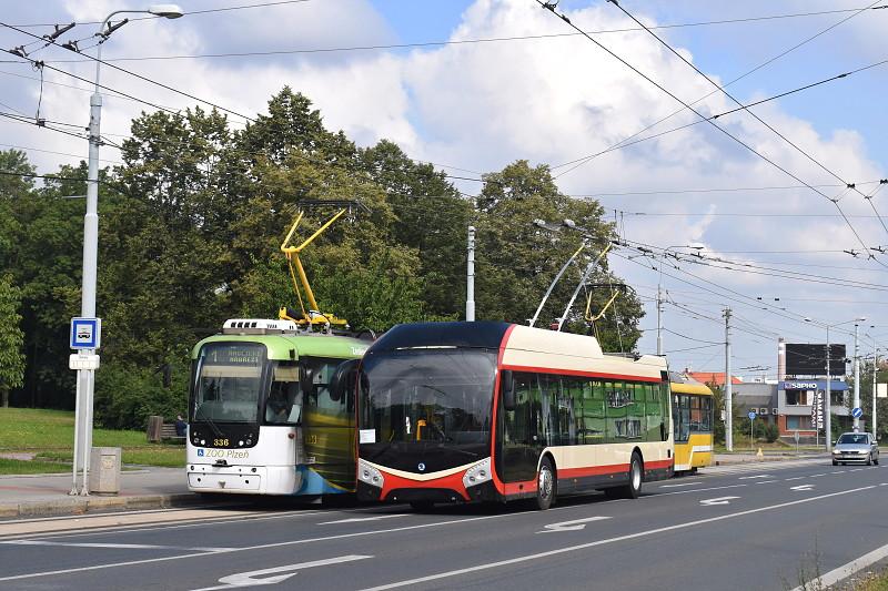 Bergen, Budapešť, Jihlava, Opava, Prešov, Saint-Étienne či Sofie. Testované trolejbusy v ulicích Plzně.