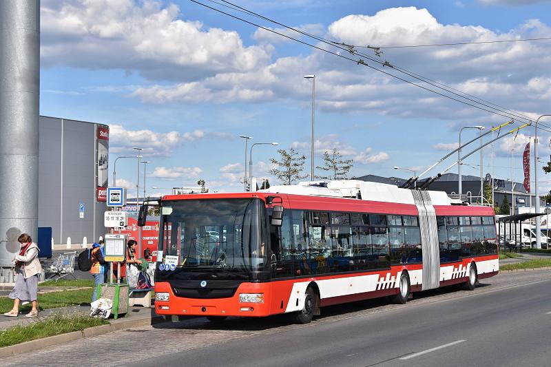 Bergen, Budapešť, Jihlava, Opava, Prešov, Saint-Étienne či Sofie. Testované trolejbusy v ulicích Plzně.