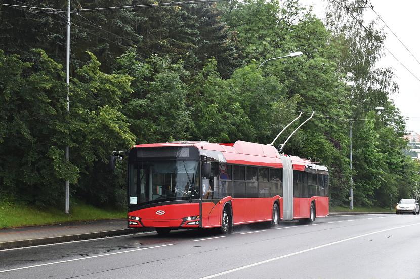 Bergen, Budapešť, Jihlava, Opava, Prešov, Saint-Étienne či Sofie. Testované trolejbusy v ulicích Plzně.