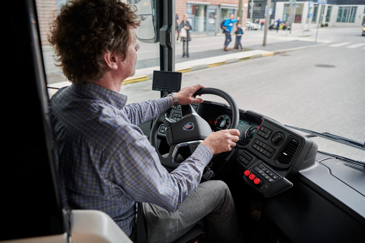 Moderní pracoviště řidiče v autobusech Scania