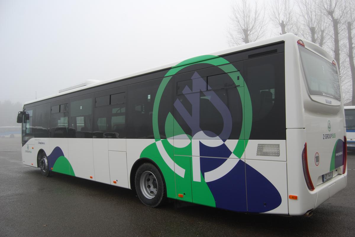 Z-Group bus má první autobusy v novém barevném provedení