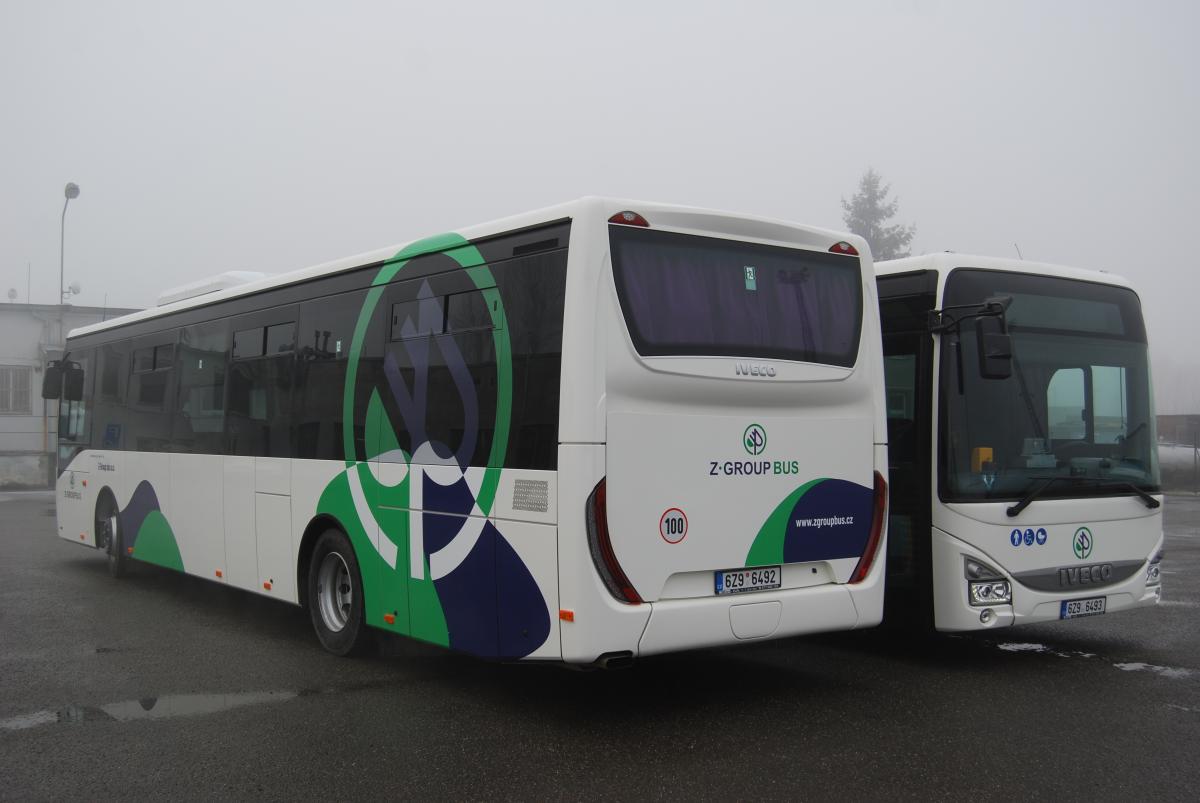 Z-Group bus má první autobusy v novém barevném provedení