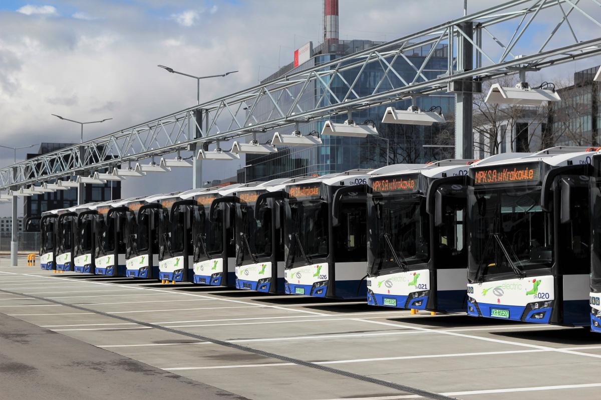 Krakov přebírá elektrické autobusy Solaris