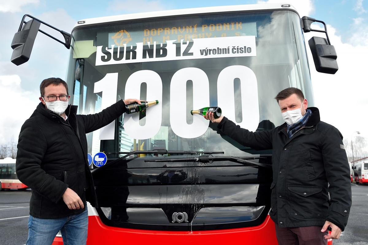 DPP dnes převzal poslední autobus SOR NB 12 s výrobním číslem 1000