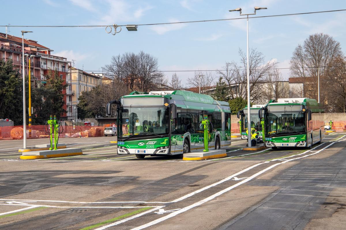 V Miláně byly instalovány první hi-tech nabíječky pro flotilu e-busů 