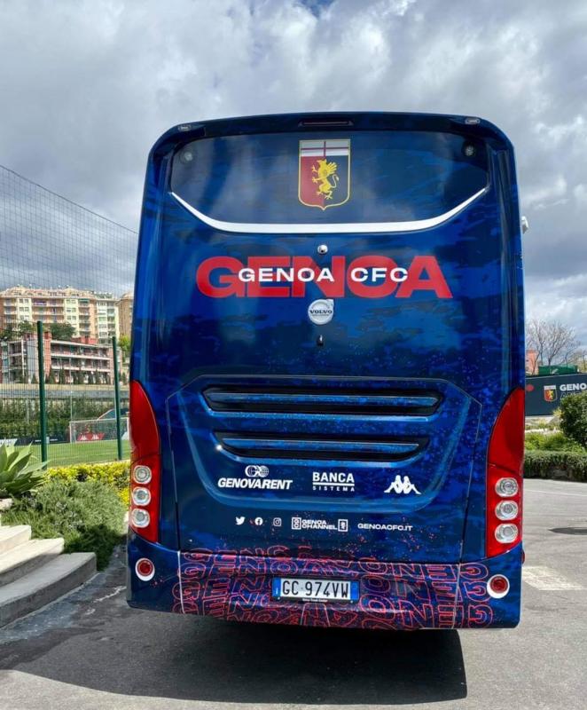 Janovský fotbal si vybral pro týmové transfery Volvo 9900