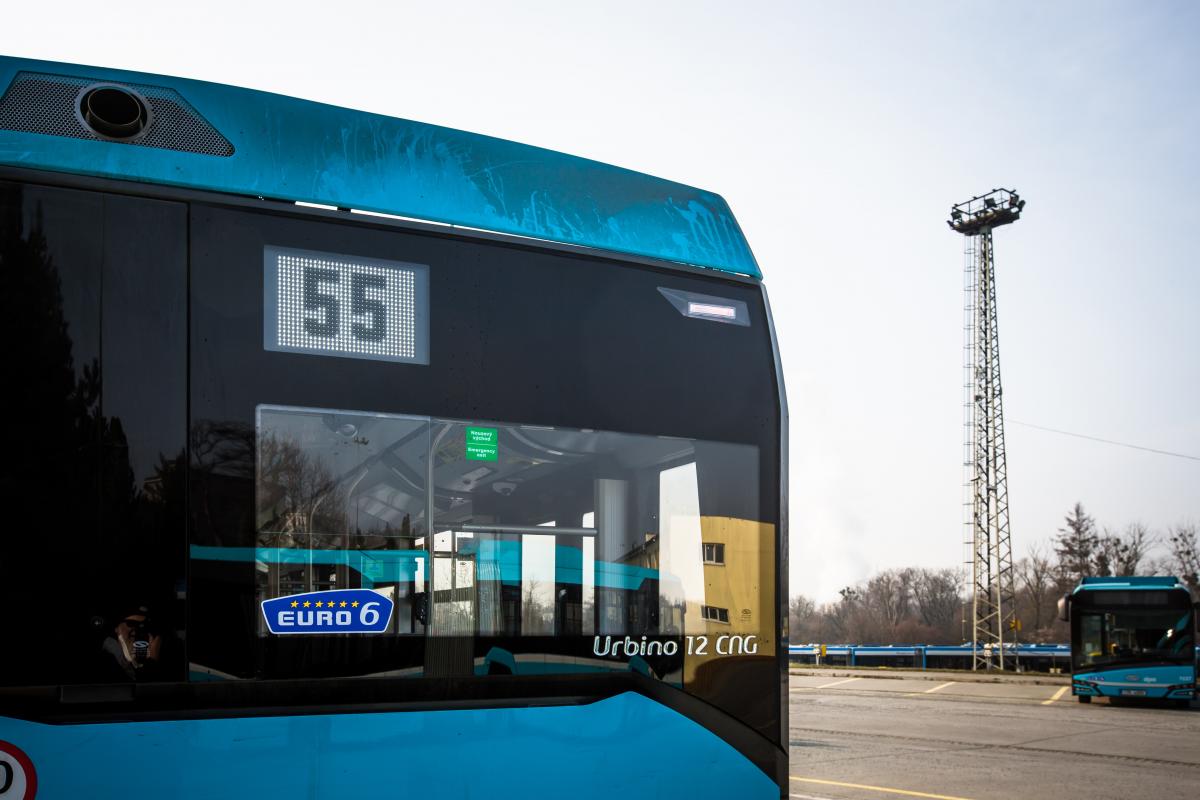 V únoru a březnu vyjely v Ostravě nové autobusy Solaris na CNG