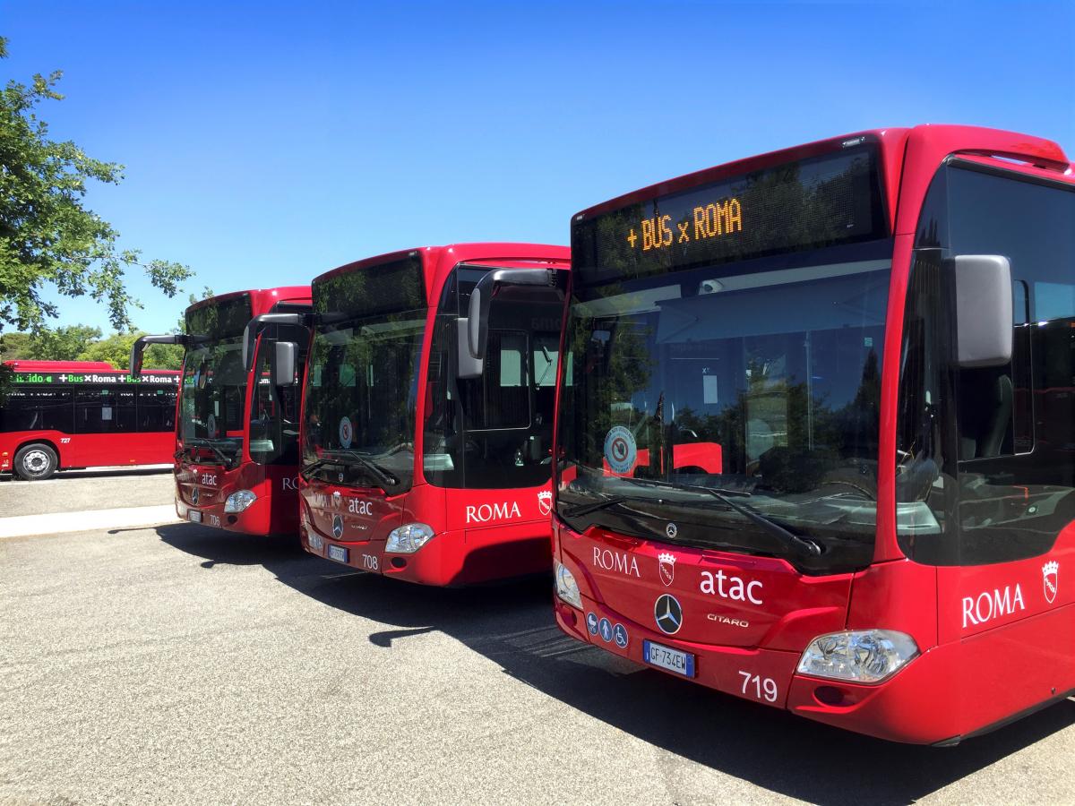 Prvních 30 hybridních autobusů je připraveno pro provoz v Římě