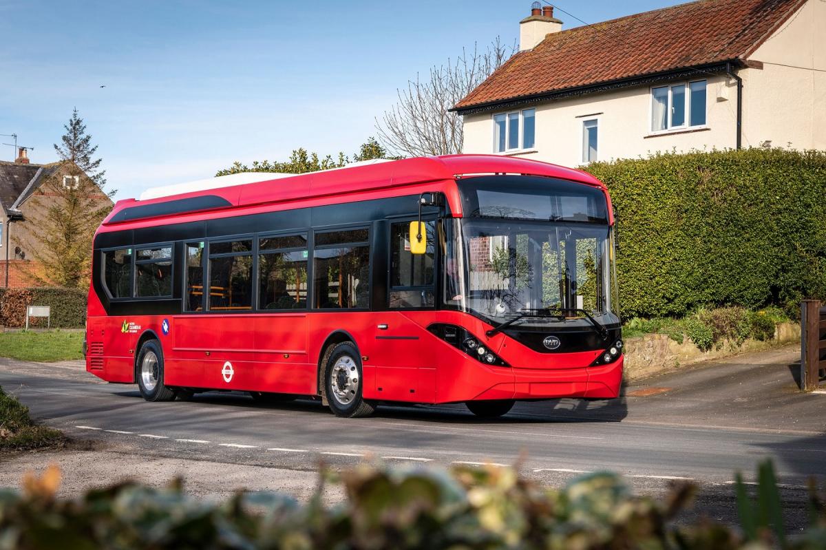 Velká objednávka elektrických autobusů pro RATP dev London