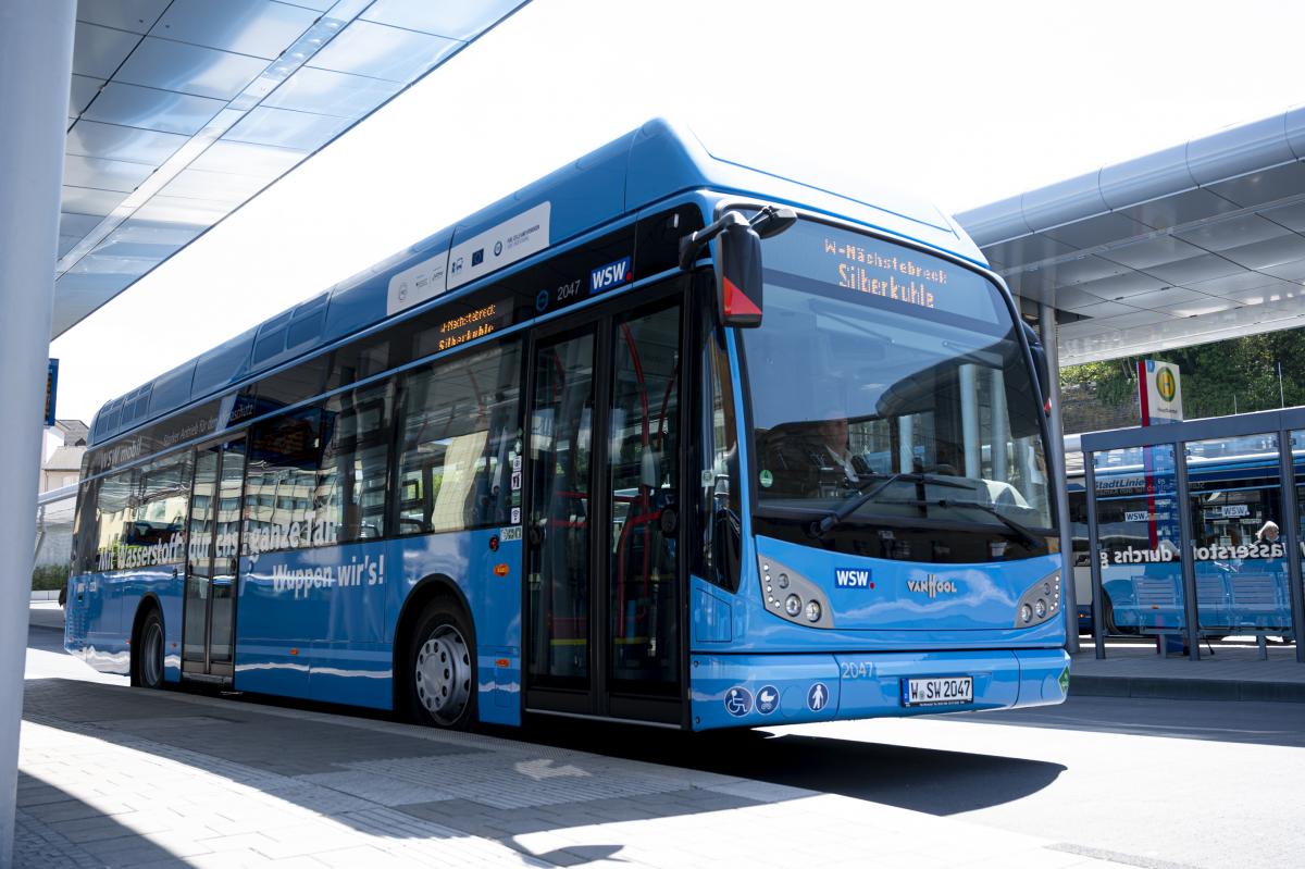 V německém Wuppertalu se zaměřili na vodíkové autobusy