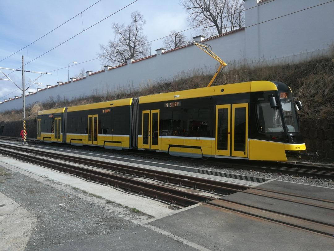 Nová tramvaj ForCity Smart dorazila do PMDP