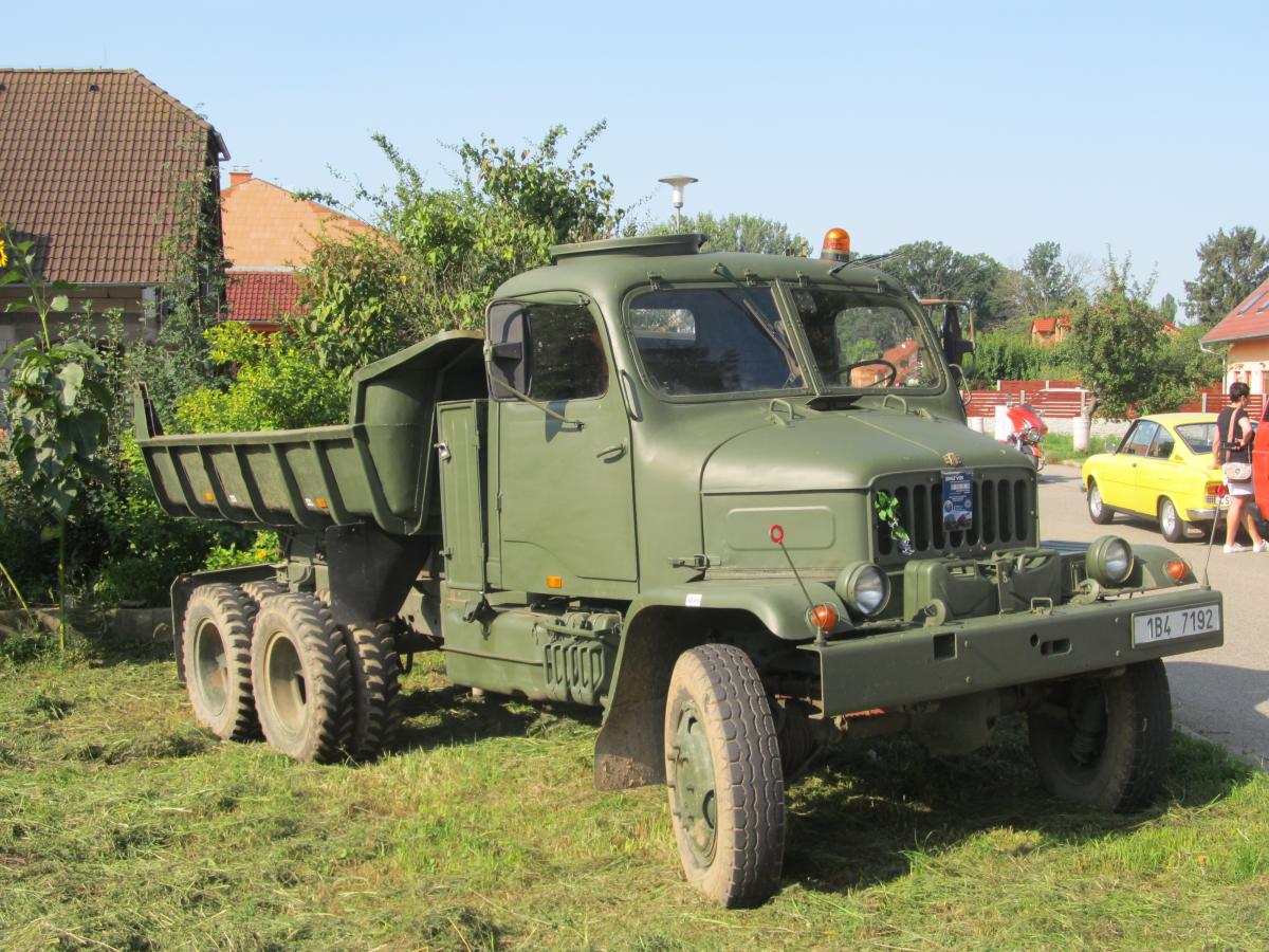 Veterán bus Kříž