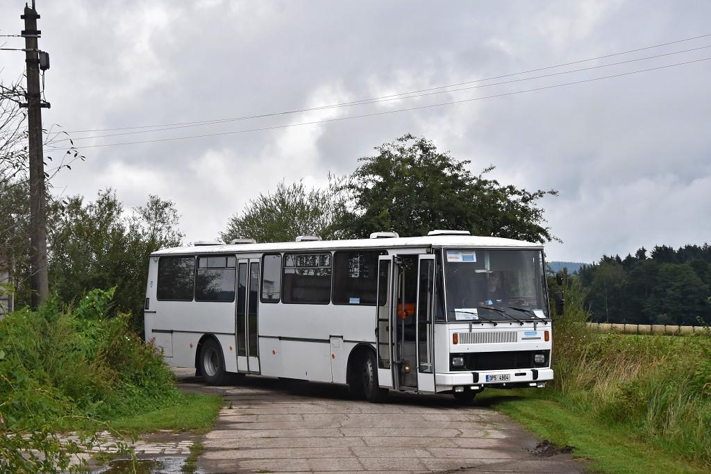 Bývalé plzeňské autobusy se sjely do Strašic