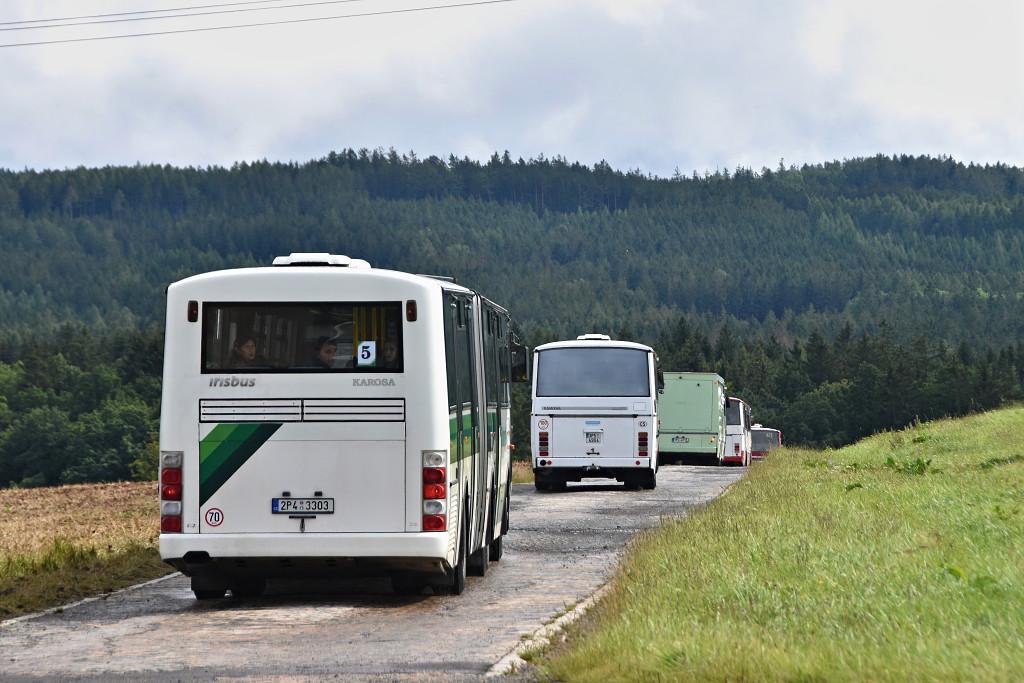 Bývalé plzeňské autobusy se sjely do Strašic