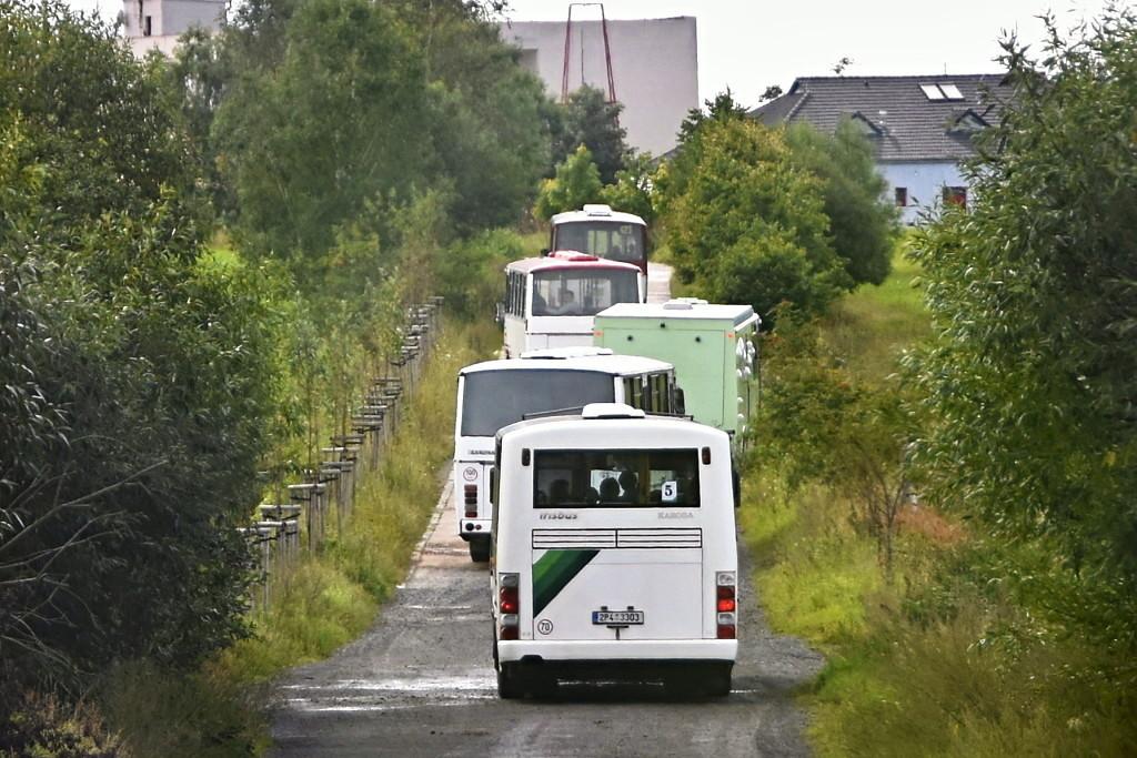 Bývalé plzeňské autobusy se sjely do Strašic