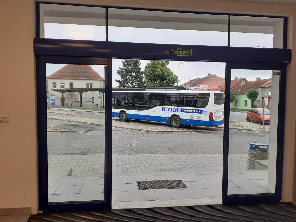 Autobusové nádraží v Moravských Budějovicích v novém