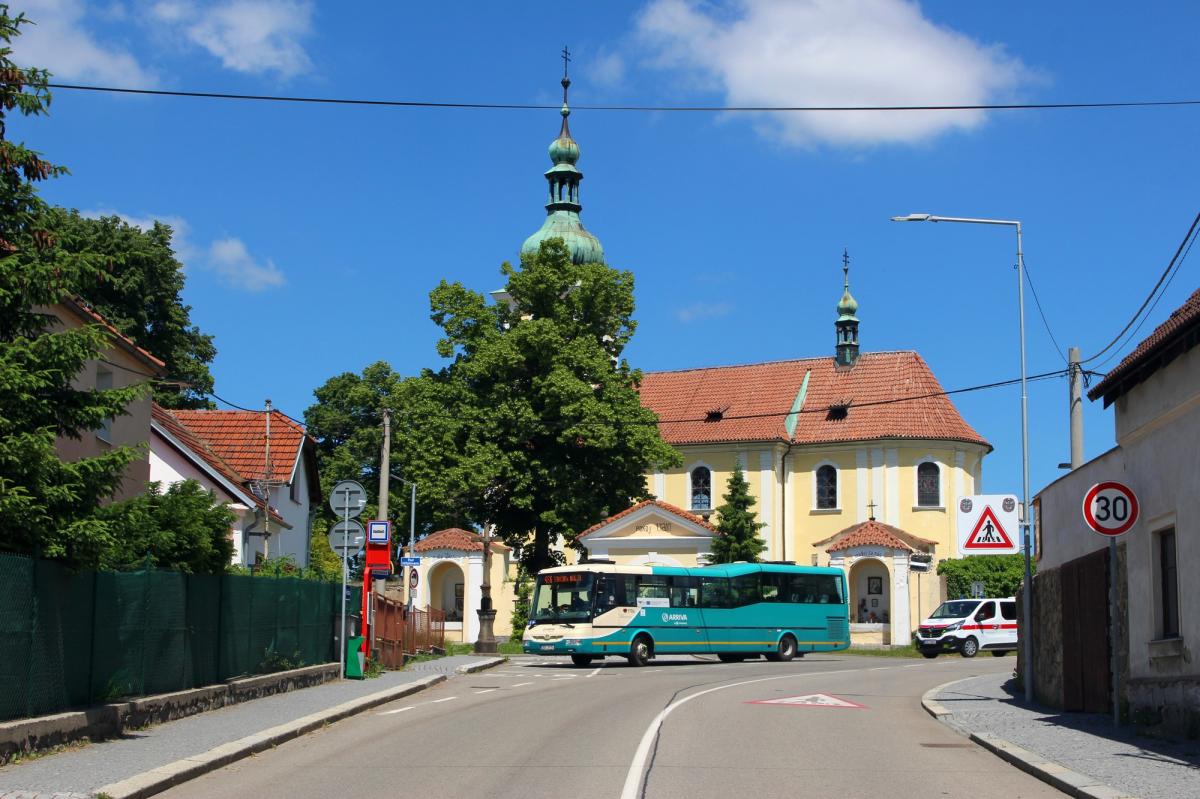 Označníky zastávek ve středních Čechách spravuje IDSK