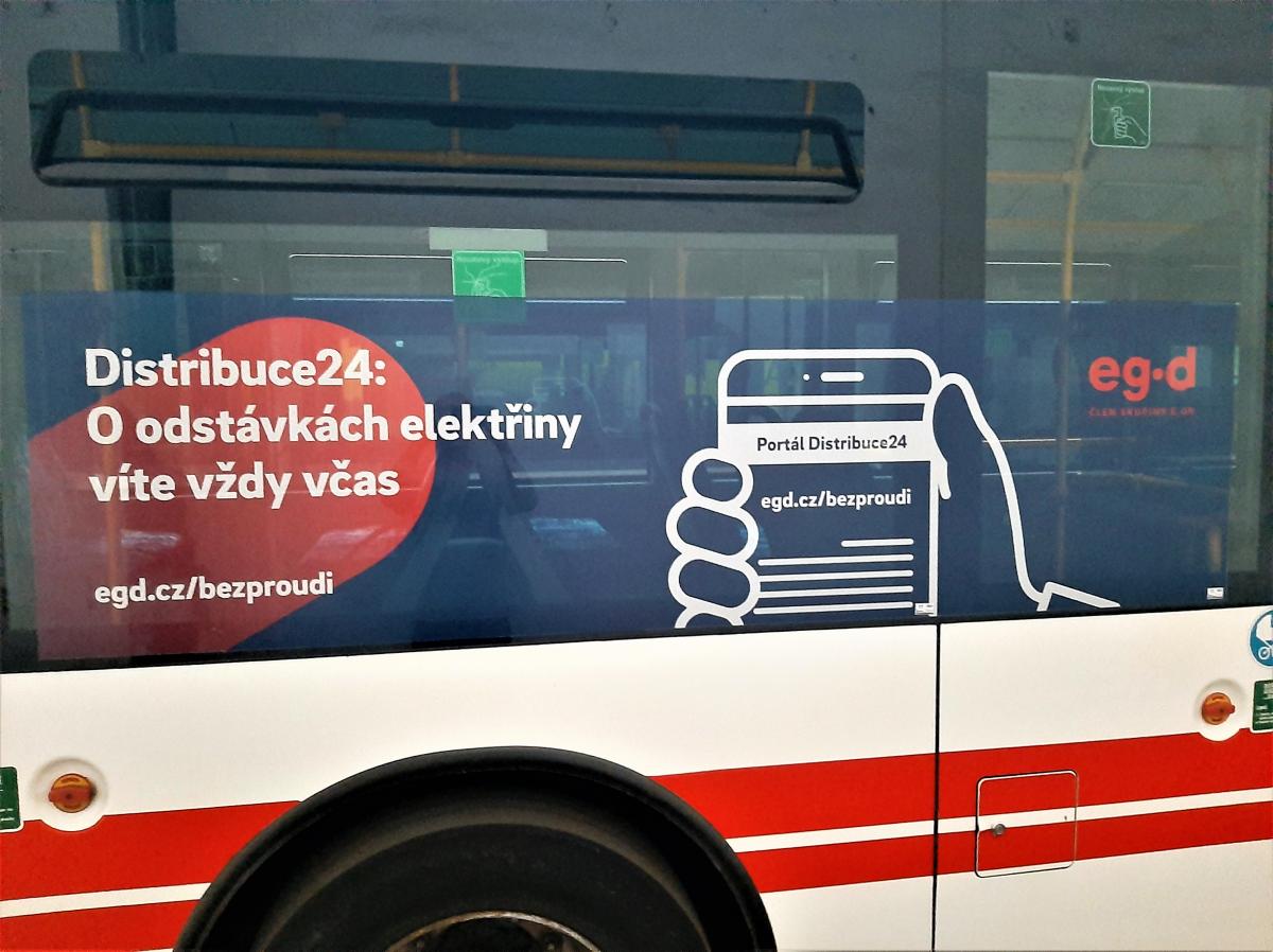 Reklama od MOBILBOARD na autobusech ICOM