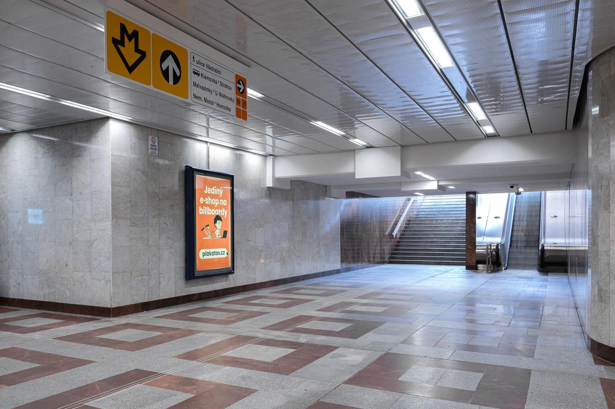 Cestující mohou v Praze opět využívat vestibul metra Na Knížecí