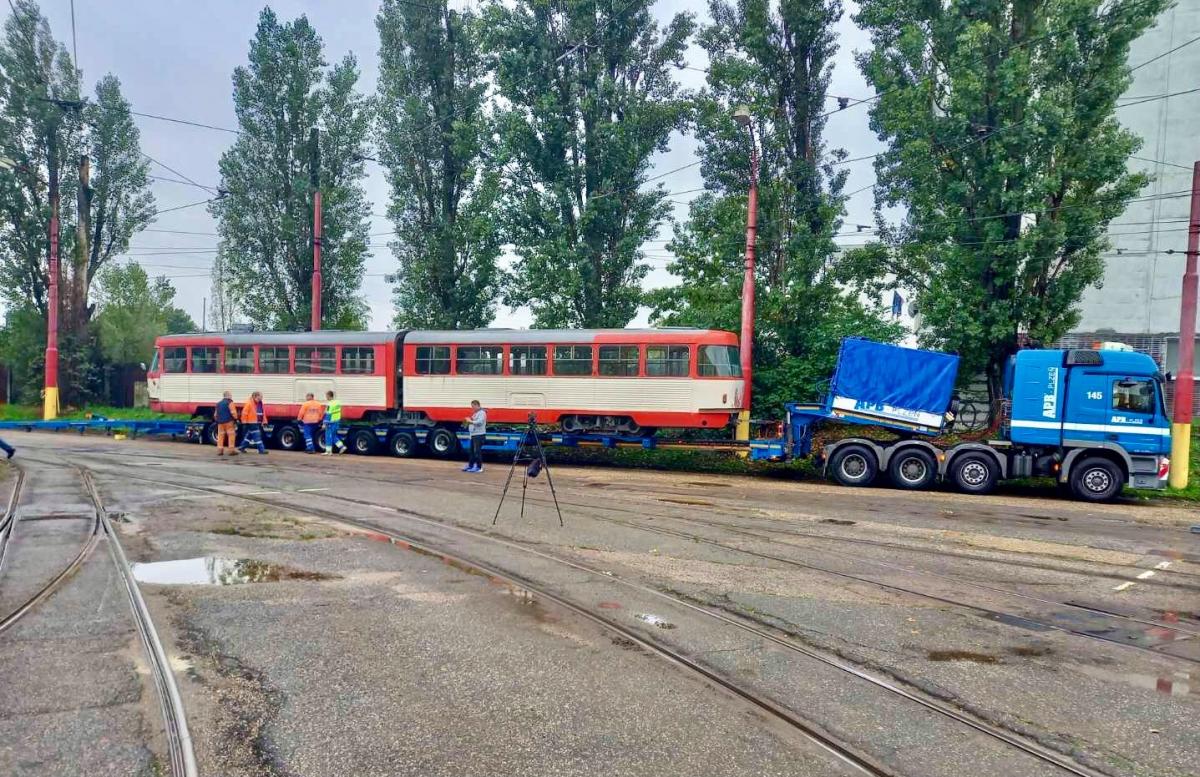 Pražská tramvaj Tatra K2 je na renovaci v Brně