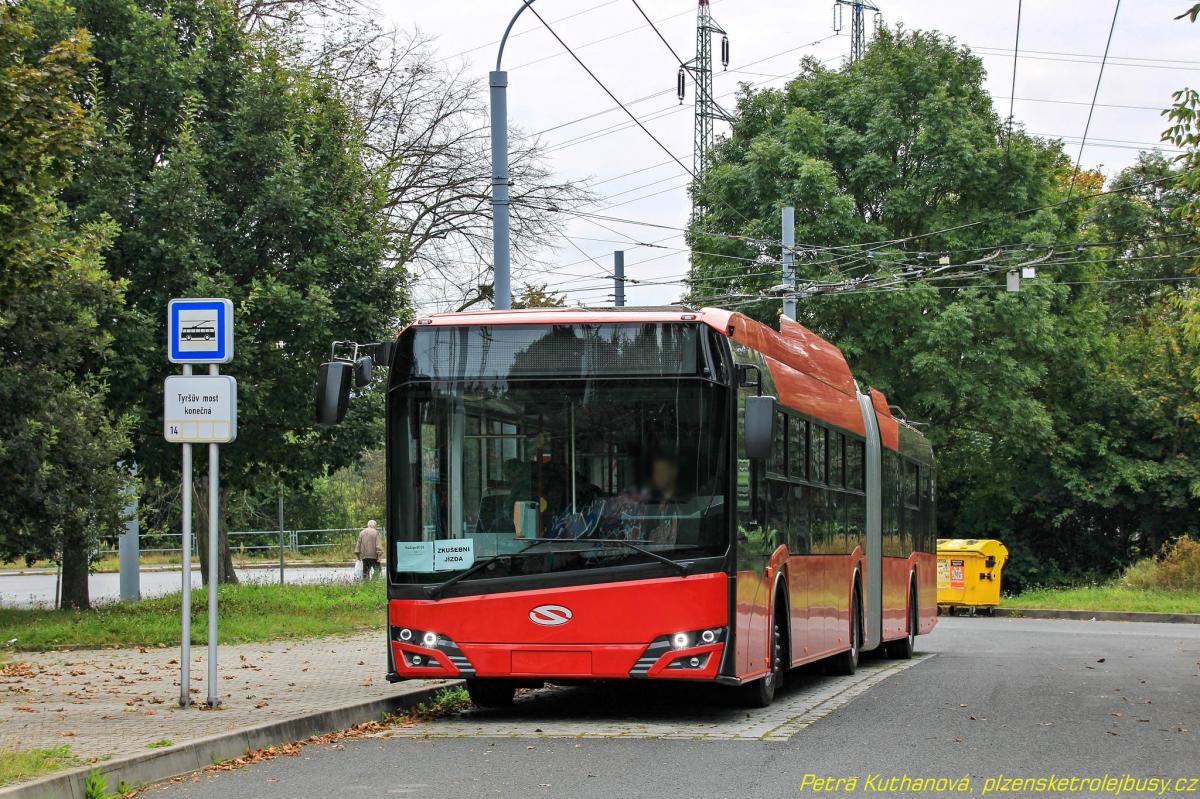 Ke flotile trolejbusů v Budapešti se připojily další dva Solaris Trollino 18