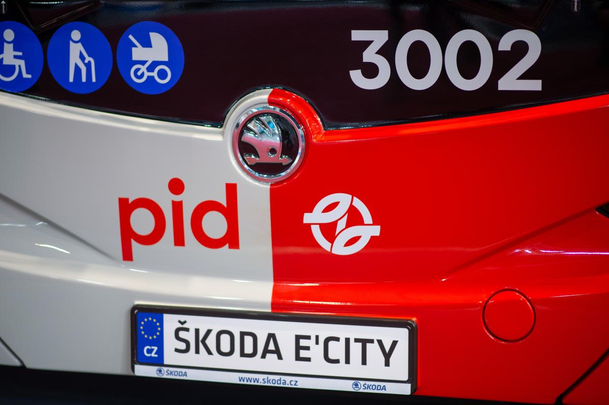 DPP a Škoda Transportation představily první elektrobus pro Prahu 