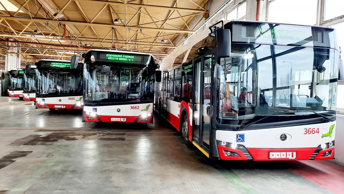 Dopravní podnik města Brna představil nové trolejbusy Škoda 27Tr