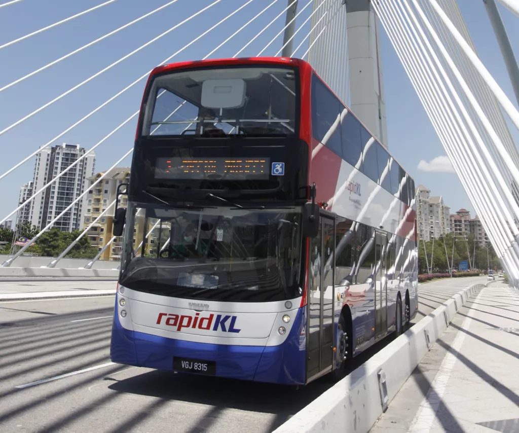 První double deckery Euro 6 v Malajsii jsou od Volvo Buses