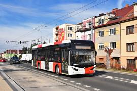 Škoda E'CITY v barvách PID jezdí v Plzni