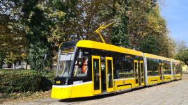 Nová plzeňská tramvaj vyrazila na první jízdu s cestujícími 
