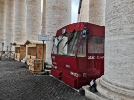 Jesličkový autobus ATAC ve Vatikánu