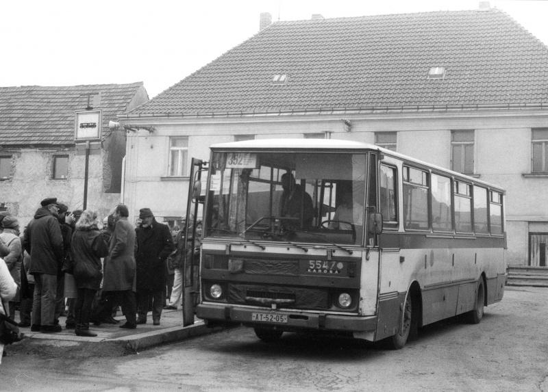 Před 30 lety vyjely první příměstské autobusové linky do okolí Prahy