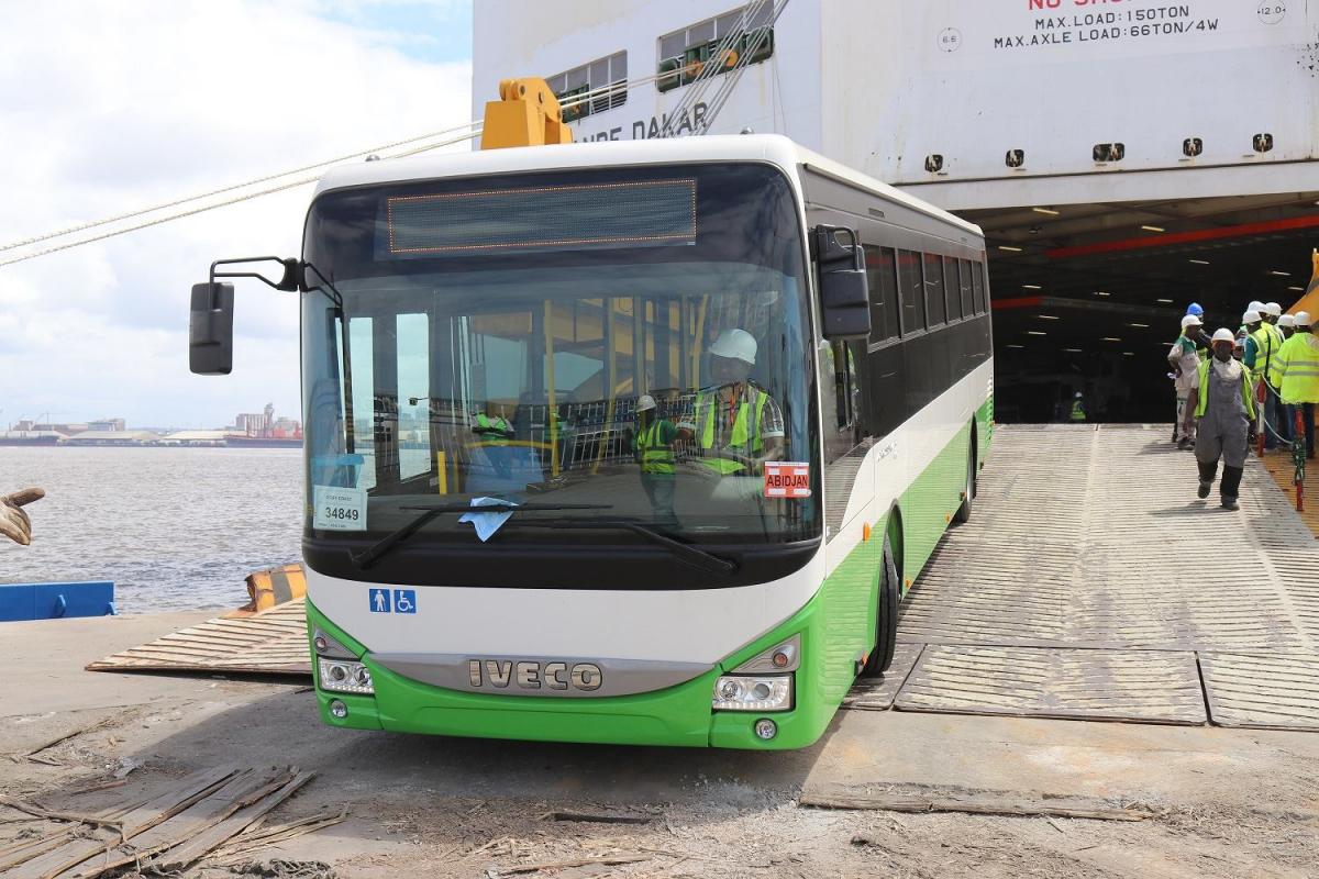 Iveco otevřelo výrobní linku v Pobřeží slonoviny