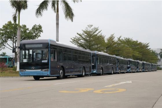 King Long odeslal sto autobusů do Kuvajtu