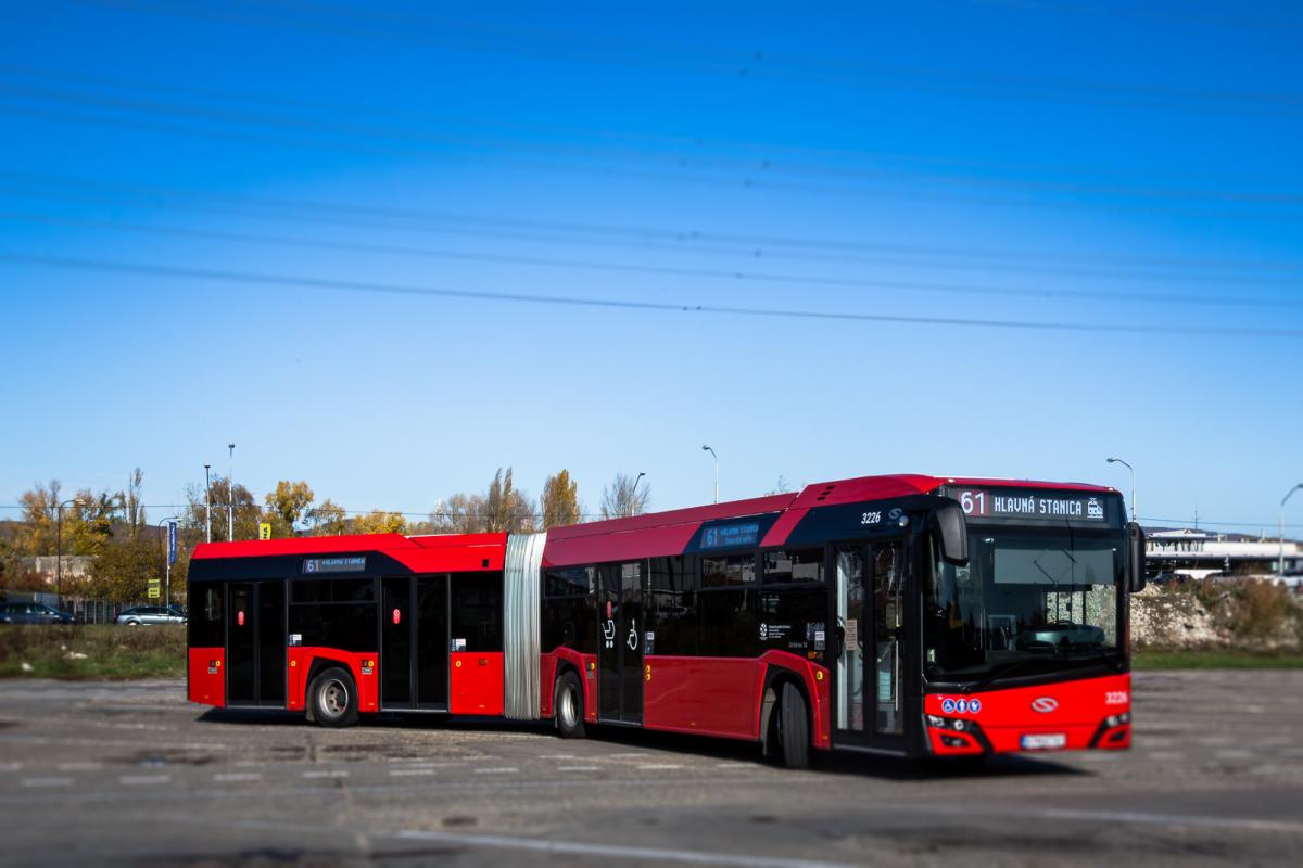 Informační systém BUSE na nových autobusech Dopravního podniku Bratislava 