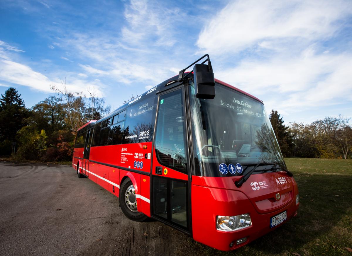 Informační systém BUSE na nových autobusech Dopravního podniku Bratislava 