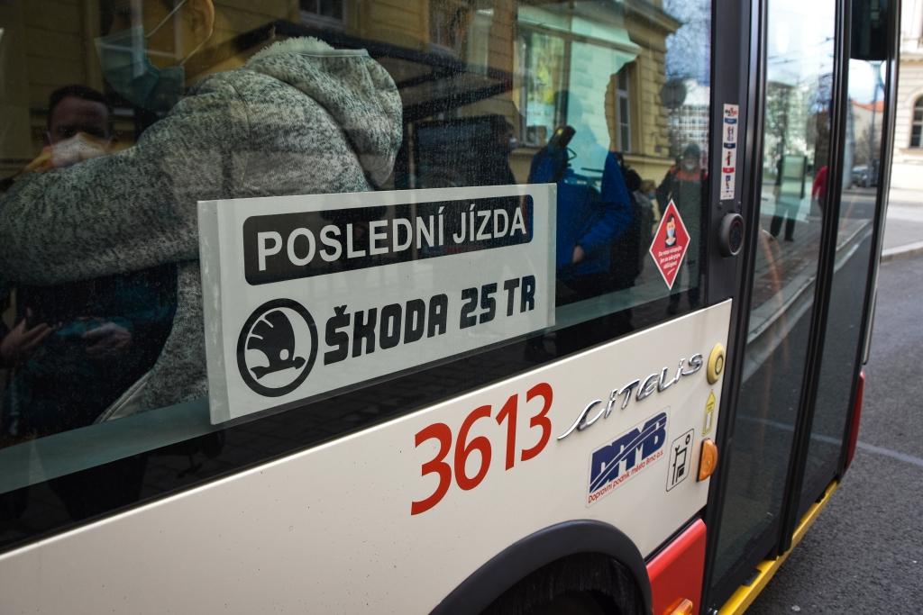 Brno se rozloučilo s trolejbusy 25 Tr