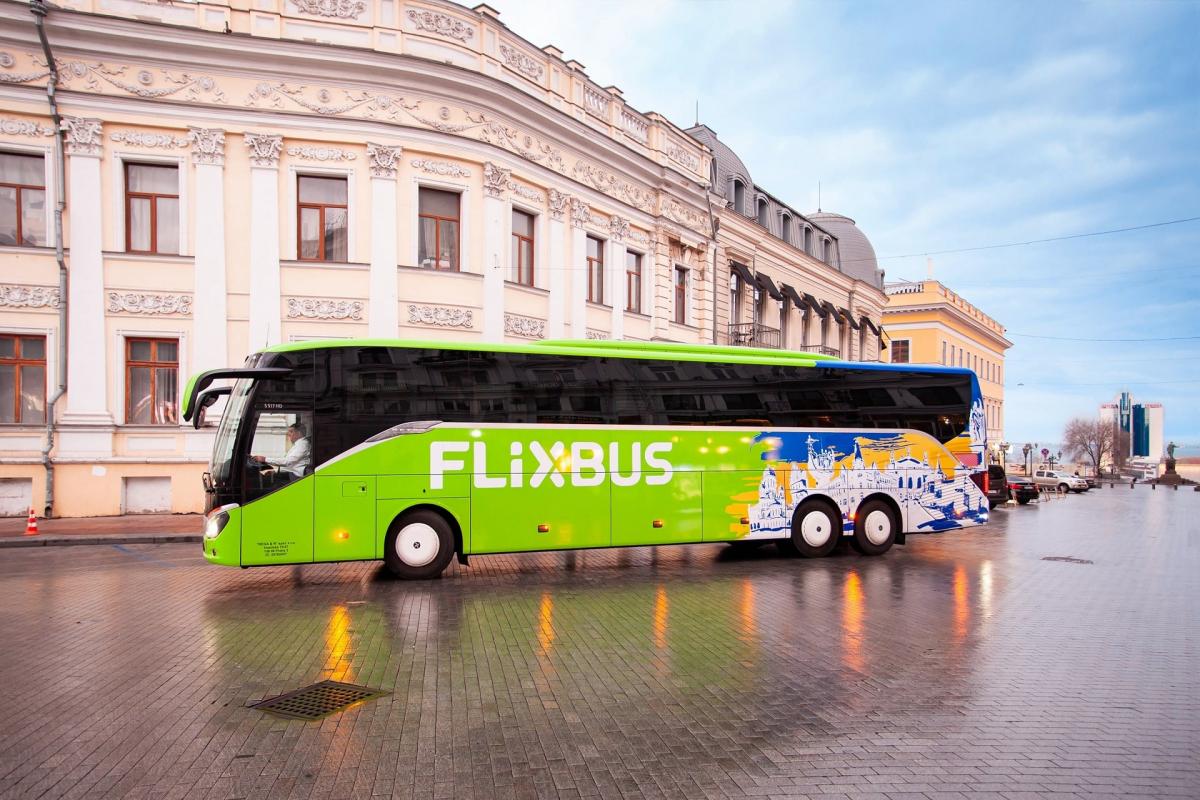 S FlixBusem pět let křížem krážem Českem
