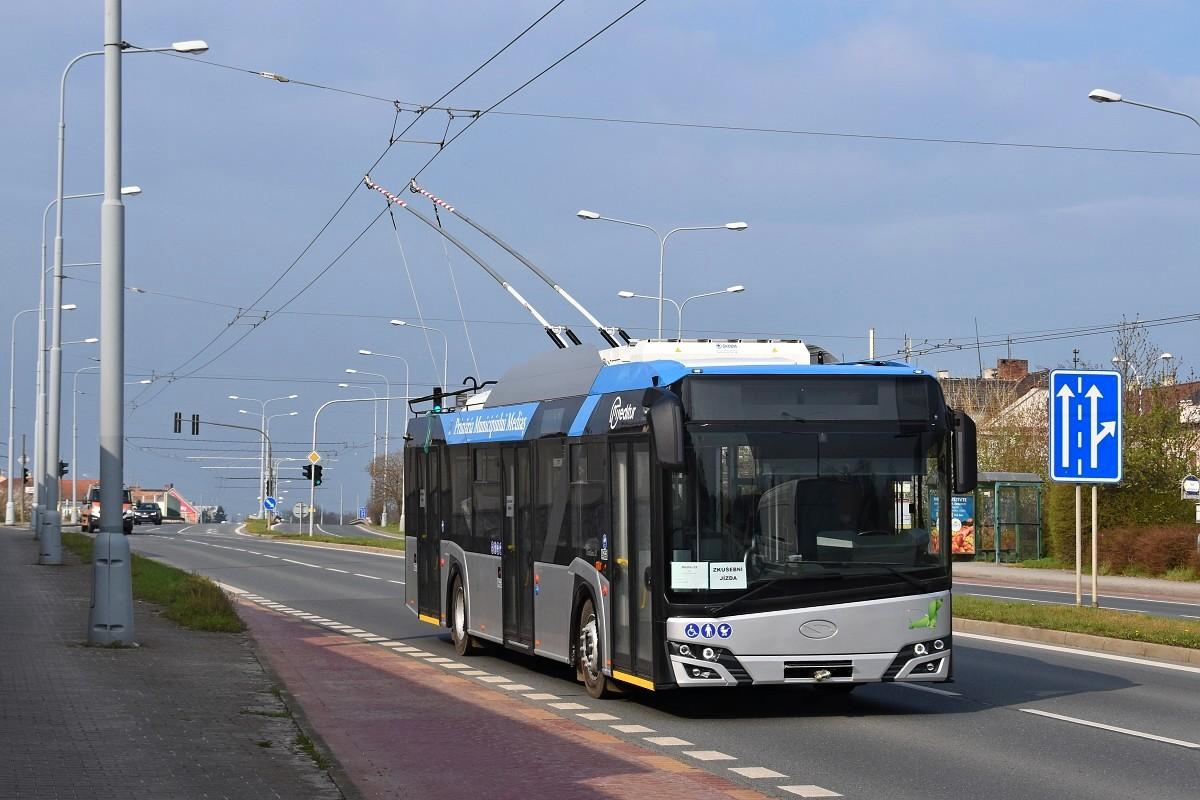 Brno, Budapešť, Ploješť, Plzeň, Mediaș, Saint-Étienne, Sofie, Târgu Jiu. Testované trolejbusy v ulicích Plzně.