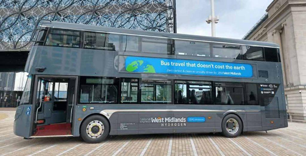 V hrabství West Midlands v Anglii budou provozovat největší flotilu vodíkových autobusů