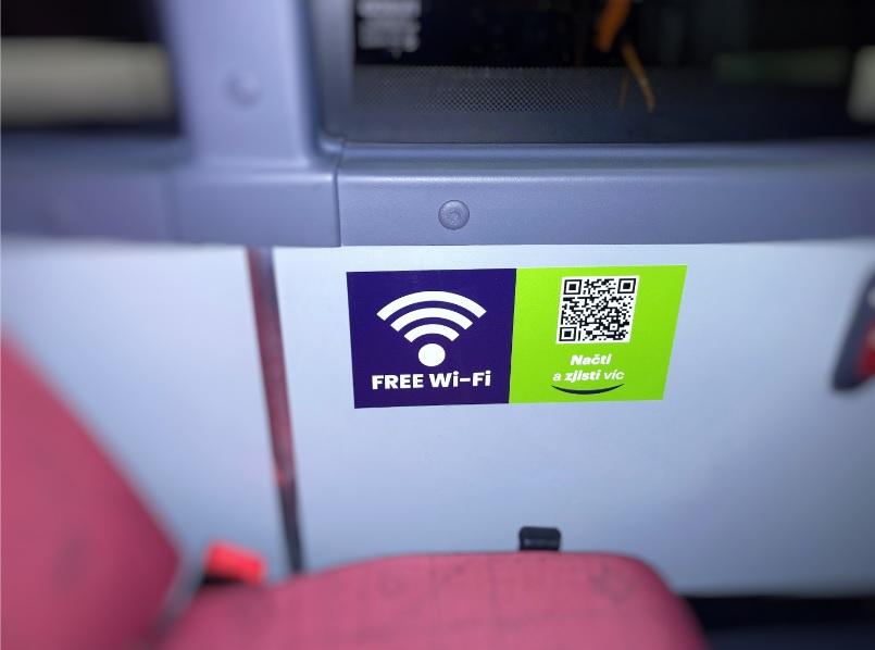 Jeli jste v autobusech PID už zdarma na Wi-Fině?