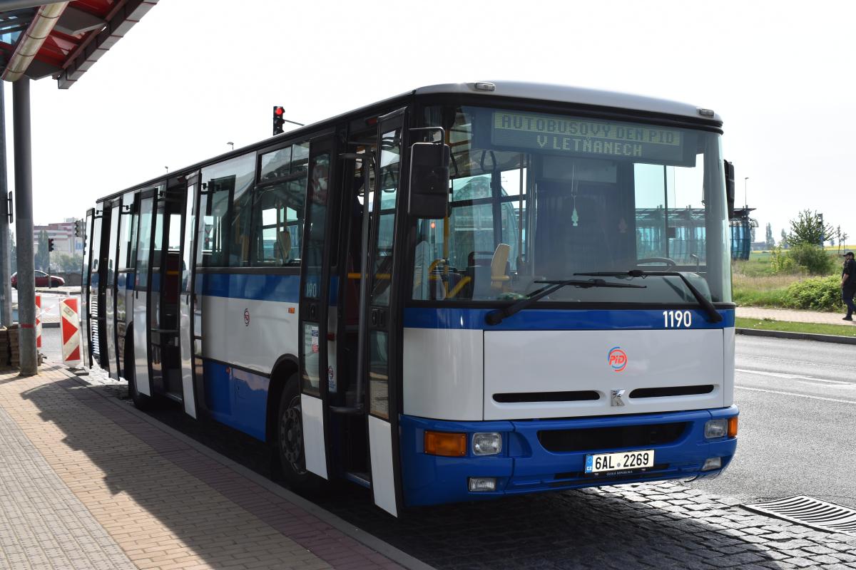 Autobusový den PID v Praze - Letňanech obrazem